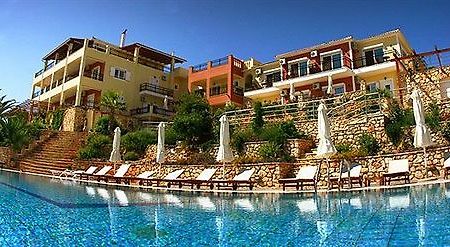 Koríthion Lithies Sea View Boutique Hotel מראה חיצוני תמונה