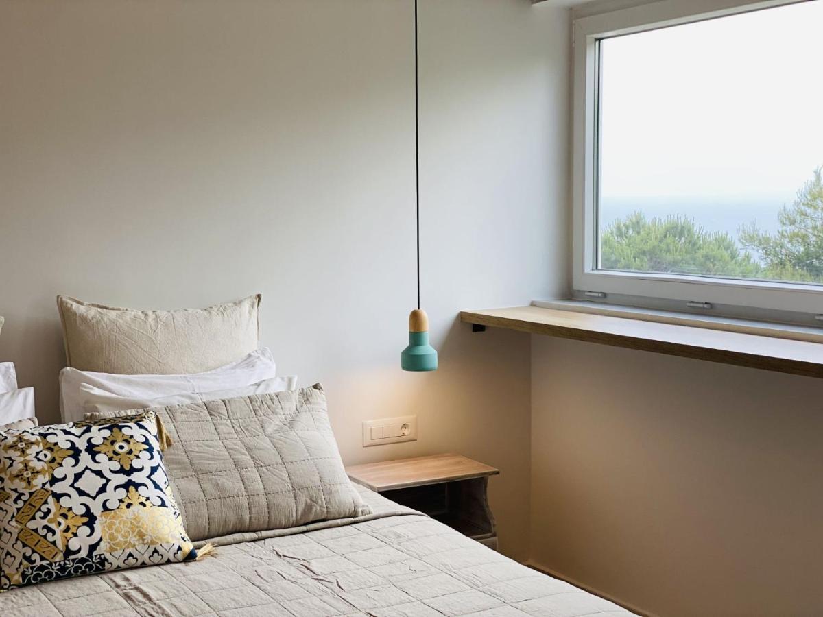 Koríthion Lithies Sea View Boutique Hotel מראה חיצוני תמונה