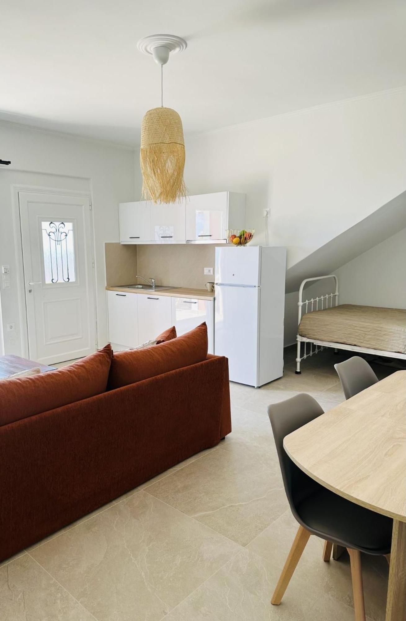 Koríthion Lithies Sea View Boutique Hotel מראה חיצוני תמונה