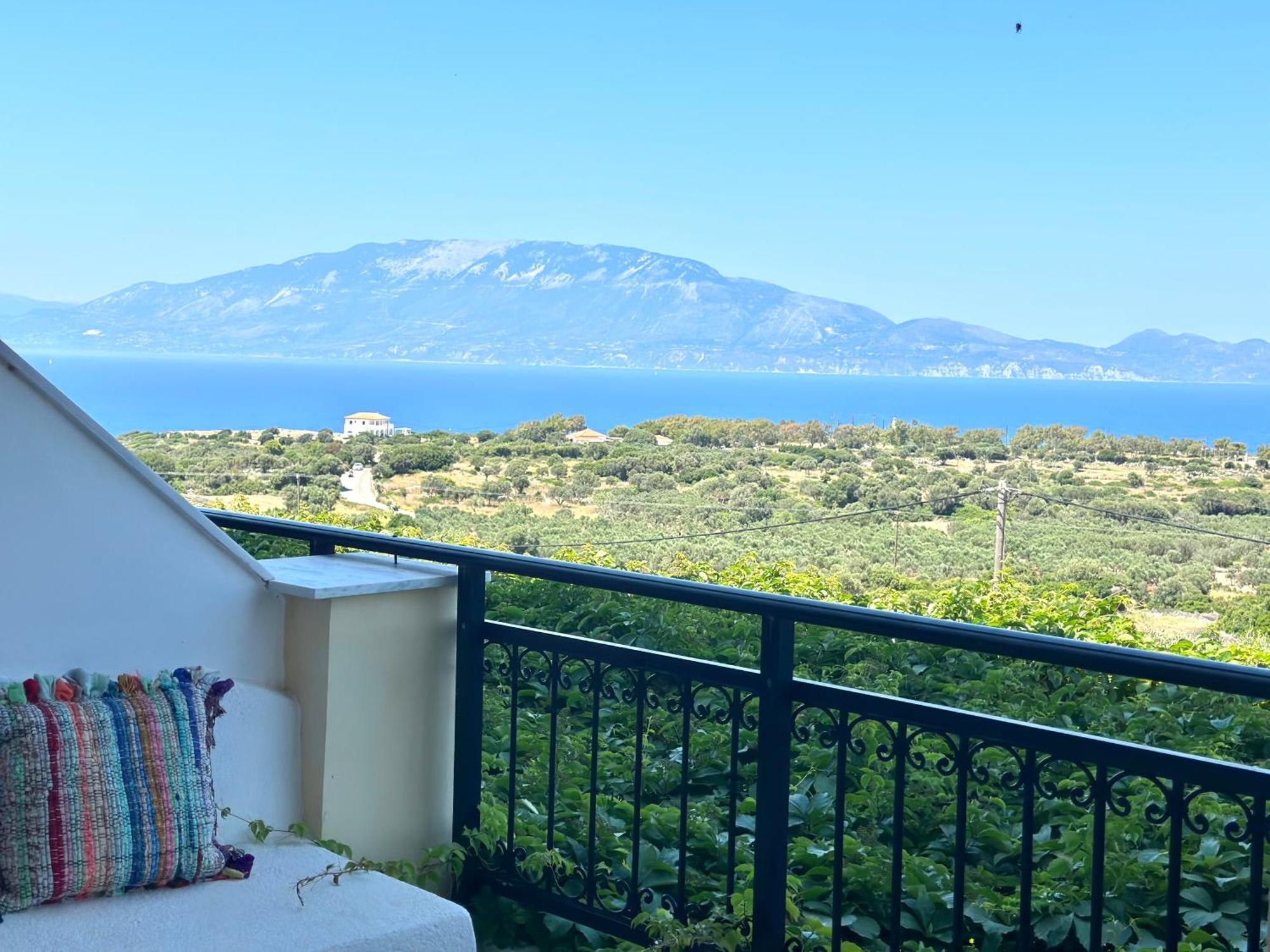 Koríthion Lithies Sea View Boutique Hotel מראה חיצוני תמונה
